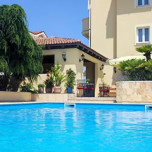 https://aparthotel-lekavski.hotelinzadar.com